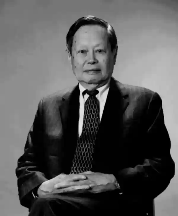 西湖大学施一公撰文追忆杨振宁：错过最后一面 悔恨不已！