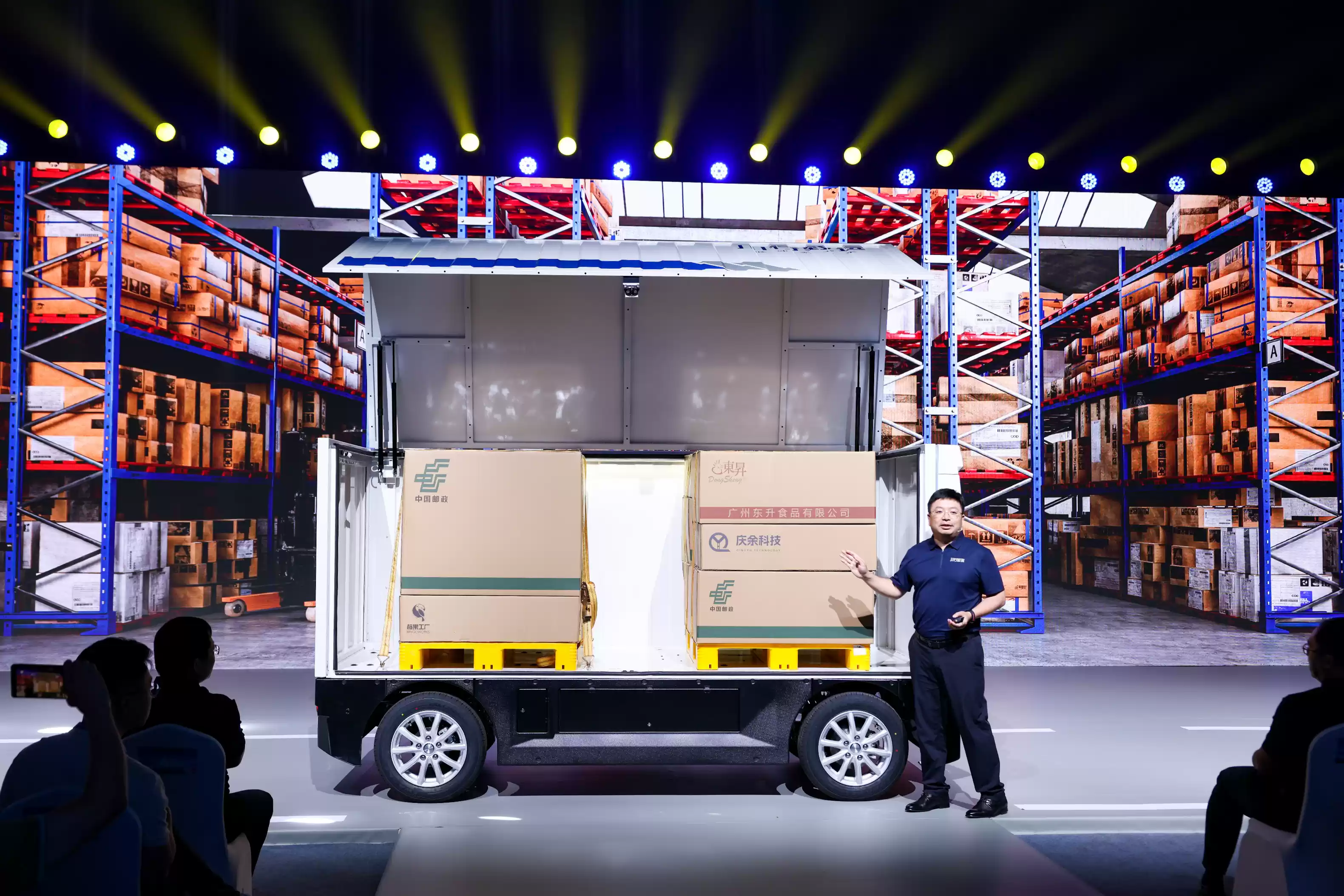 德赛西威首发车规级低速无人车品牌,推动智慧物流加速向前