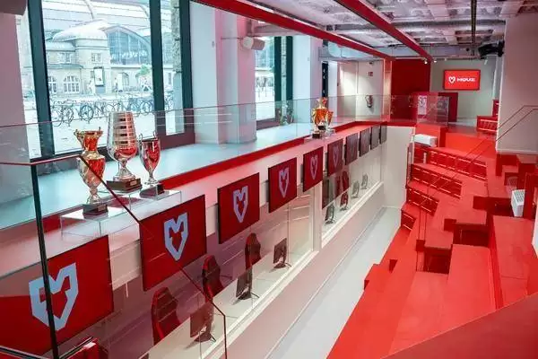 MOUZ俱乐部官方发文：总部线下免费开放BLAST赏金赛S2赛事观看