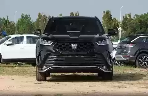 2026款丰田皇冠陆放上市，混动与涡轮双动力七座SUV售28.48万起