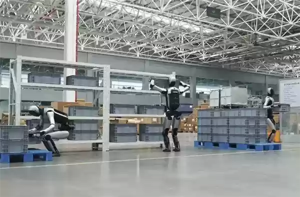 优必选再获1.26亿大单，Walker S2机器人加速落地