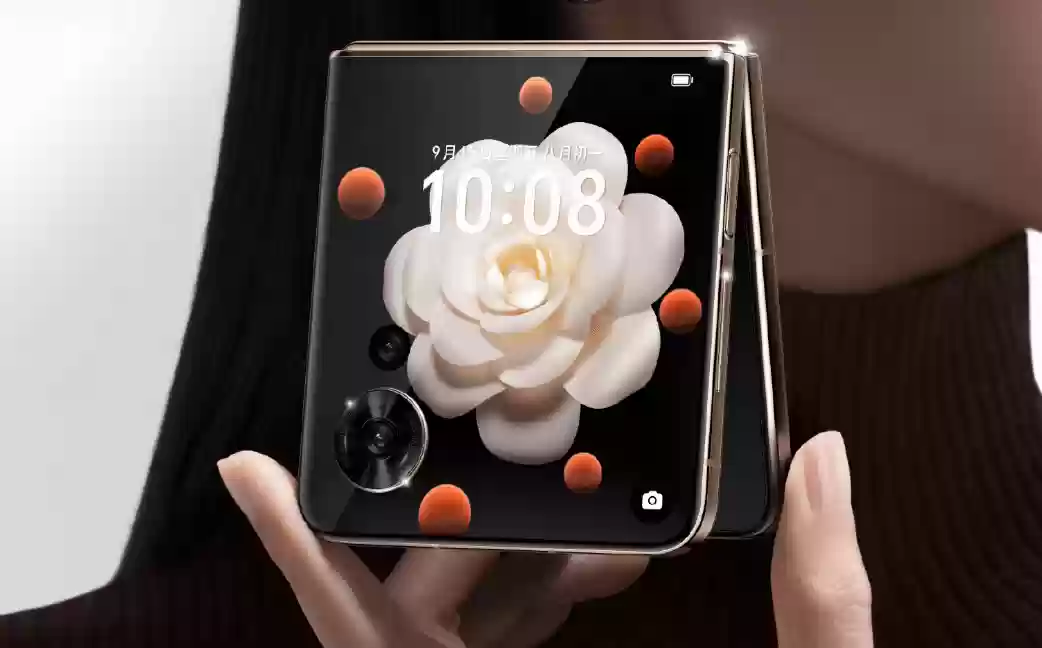 荣耀首款小折叠屏手机6月13日发布