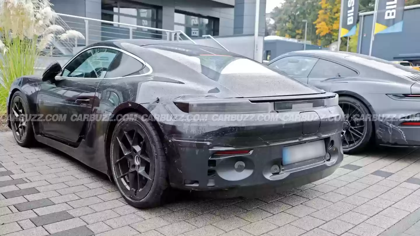 保时捷下一代电动718 Cayman原型车路测图曝光