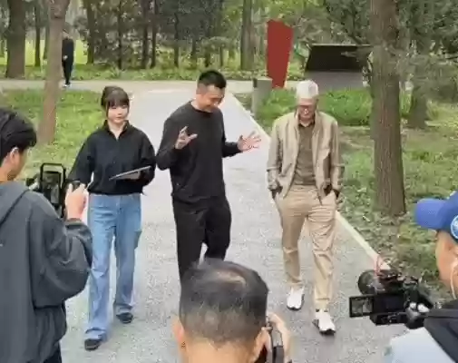 库克上海谈AI落地：科技应服务于人类福祉