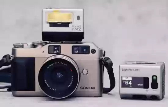 LightPix Labs发布FM2闪光灯,支持TTL/手动双模式