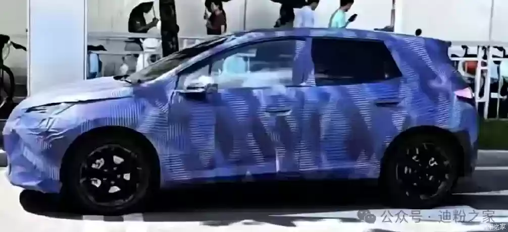 造型有变，全新比亚迪海豚谍照曝光