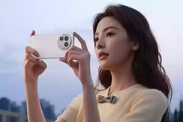 四年磨一舰！真我GT8+ Pro首发理光GR影像系统