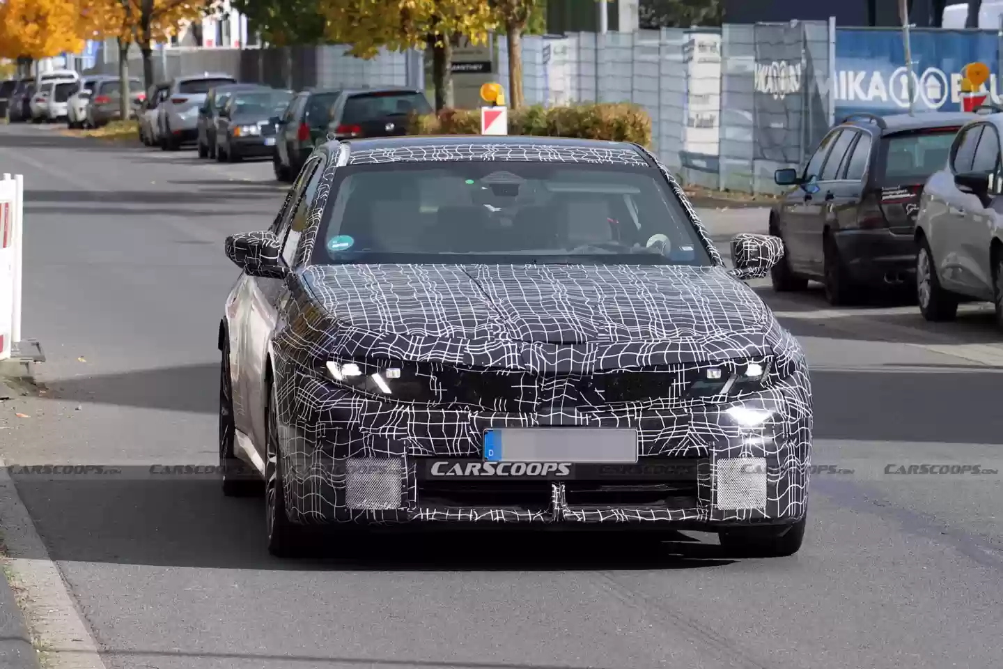 宝马下一代 M350 路试谍照曝光：功率预计达 420 马力，较现款提升明显