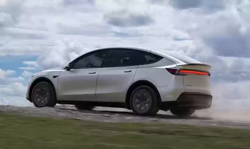 特斯拉Model Y L交付破万，9月销量跻身中大型纯电SUV前四