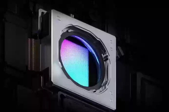 真我 GT8 系列前瞻：双旗舰发布在即，产品信息全汇总