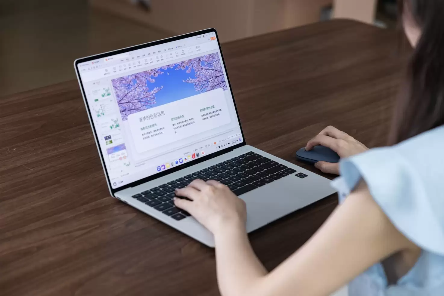 鸿蒙电脑新玩法 HarmonyOS 6“碰一碰”堪称革命性跨端交互体验
