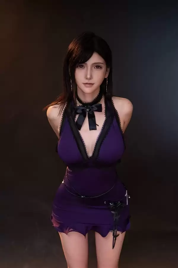 国内美女《FF7》蒂法COS！还原度之高令人惊叹