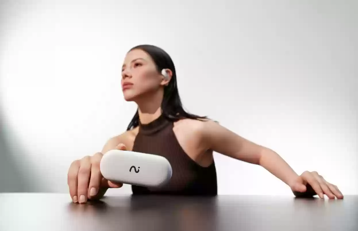 讯飞AI会议耳机Air2斩获日本G-Mark奖,中国AI硬件设计再赢国际认可