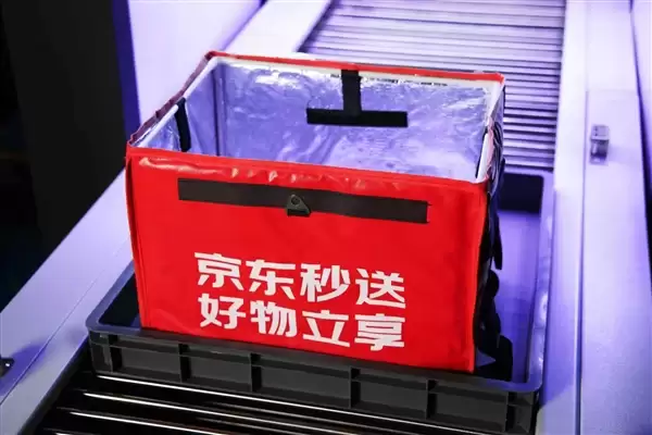 行业第一家！京东外卖宣布试点全职骑手餐箱消毒：每日一次 99.99%灭菌率