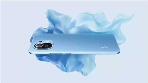 小米14成高端里程碑：卢伟冰反思小米冲击高端的得与失