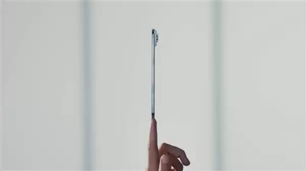砍单到近乎停产！机构报告称iPhone Air基本没有需求 苹果策略失败