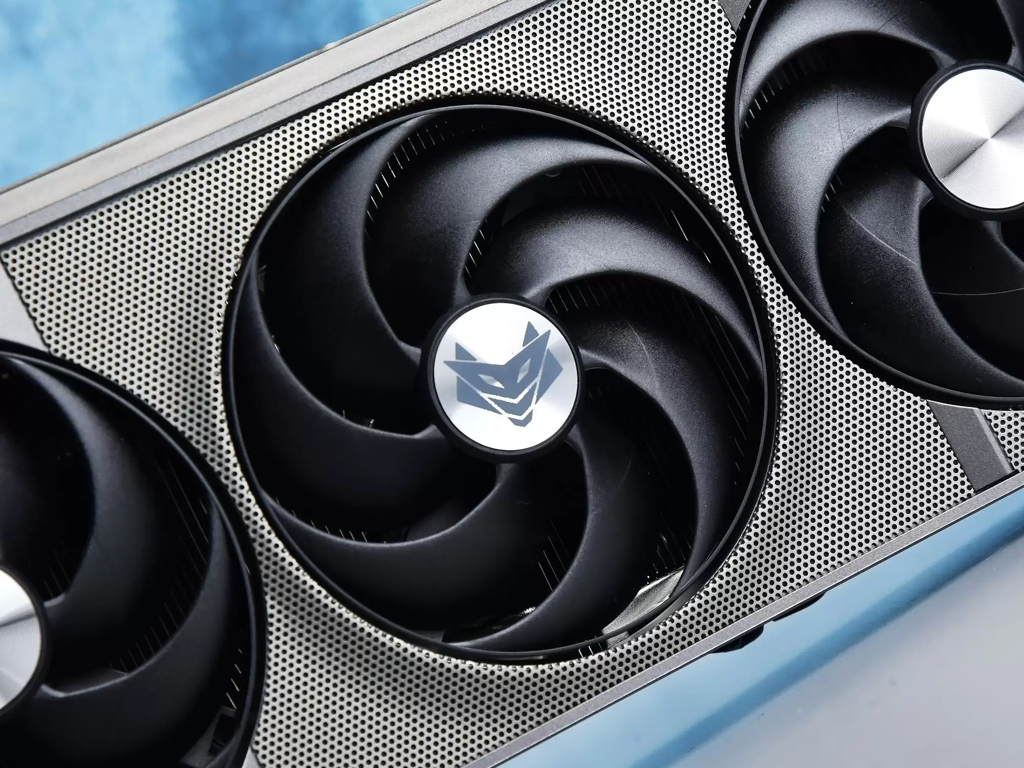 双料旗舰 蓝宝石RX 9070 XT氮动5026元