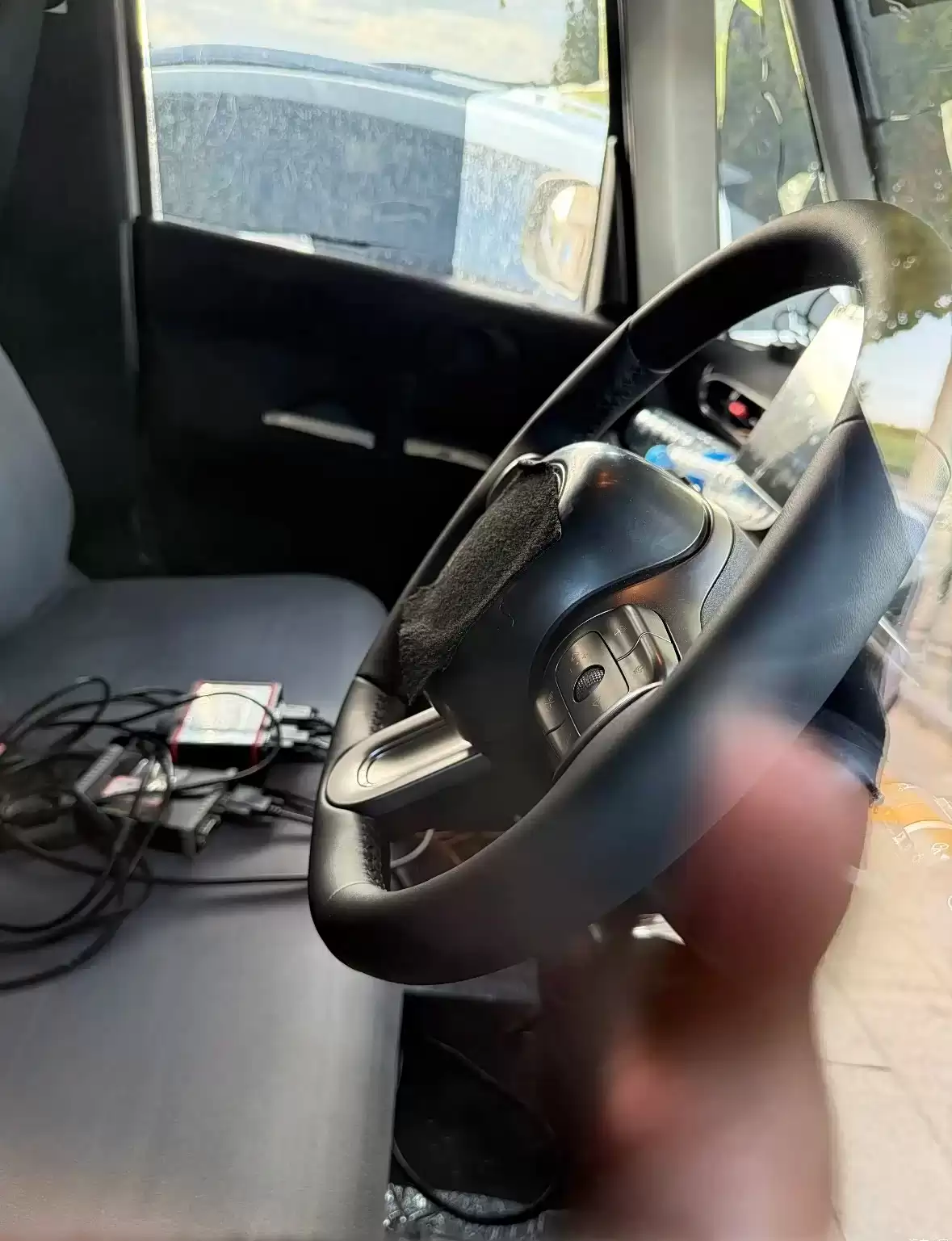 比亚迪全新纯电 K-Car 首张预告图发布，2025 东京车展首发