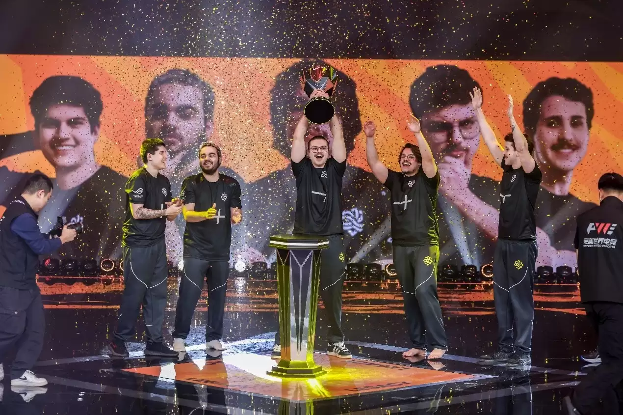 决战CAC!七彩虹iGame RTX 50 Vulcan显卡性能释放