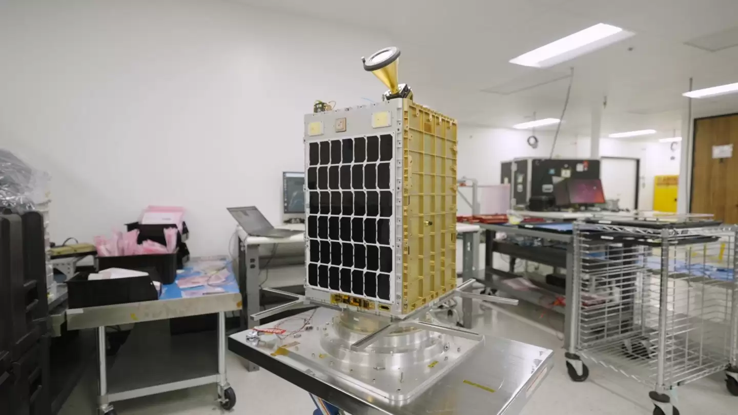 英伟达 H100 GPU 将“上天”：无限太阳能驱动、免费“宇宙级空调”散热