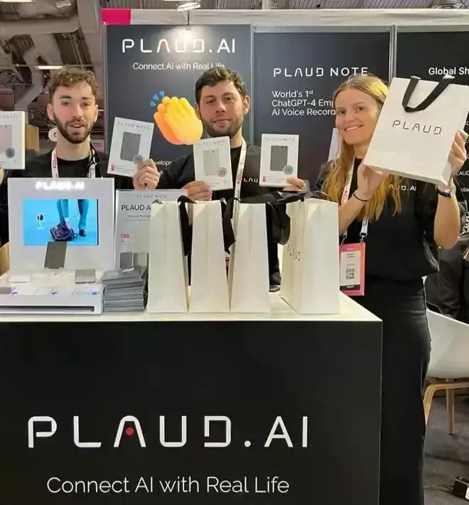 深耕AI纪要软硬件创新：亚马逊云科技×Plaud这样诠释“对话即智能