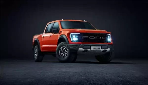 供应链火灾致铝材短缺 福特调整生产F-150纯电版无限期停产