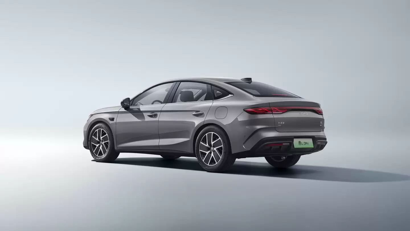 2026 款比亚迪秦 L DM-i 上市：限时 9.28 万元起，综合续航 2148km、百公里亏电油耗 2.79L