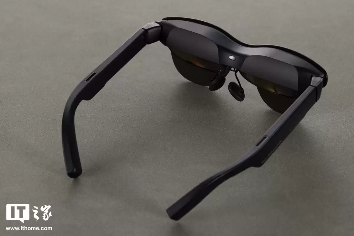 【IT之家开箱】雷鸟 Air 4 Pro AR 智能眼镜开箱图赏