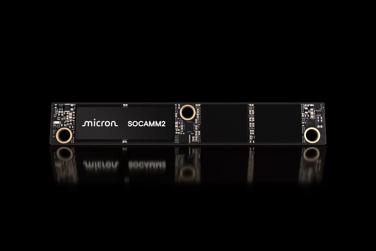美光发布192GB SOCAMM2内存模组，助力AI数据中心效能跃升