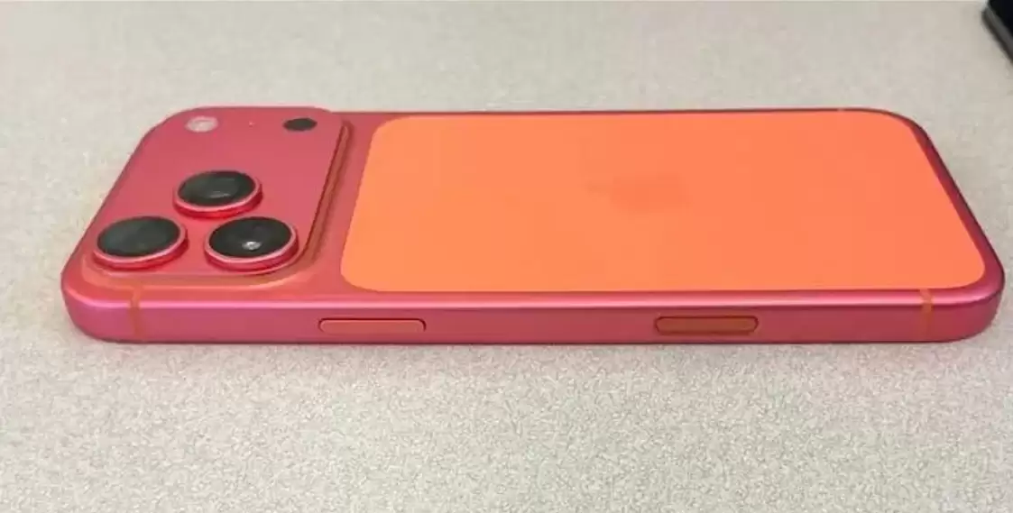 苹果调查iPhone 17 Pro褪色问题:星宇橙个别机型被召回检测