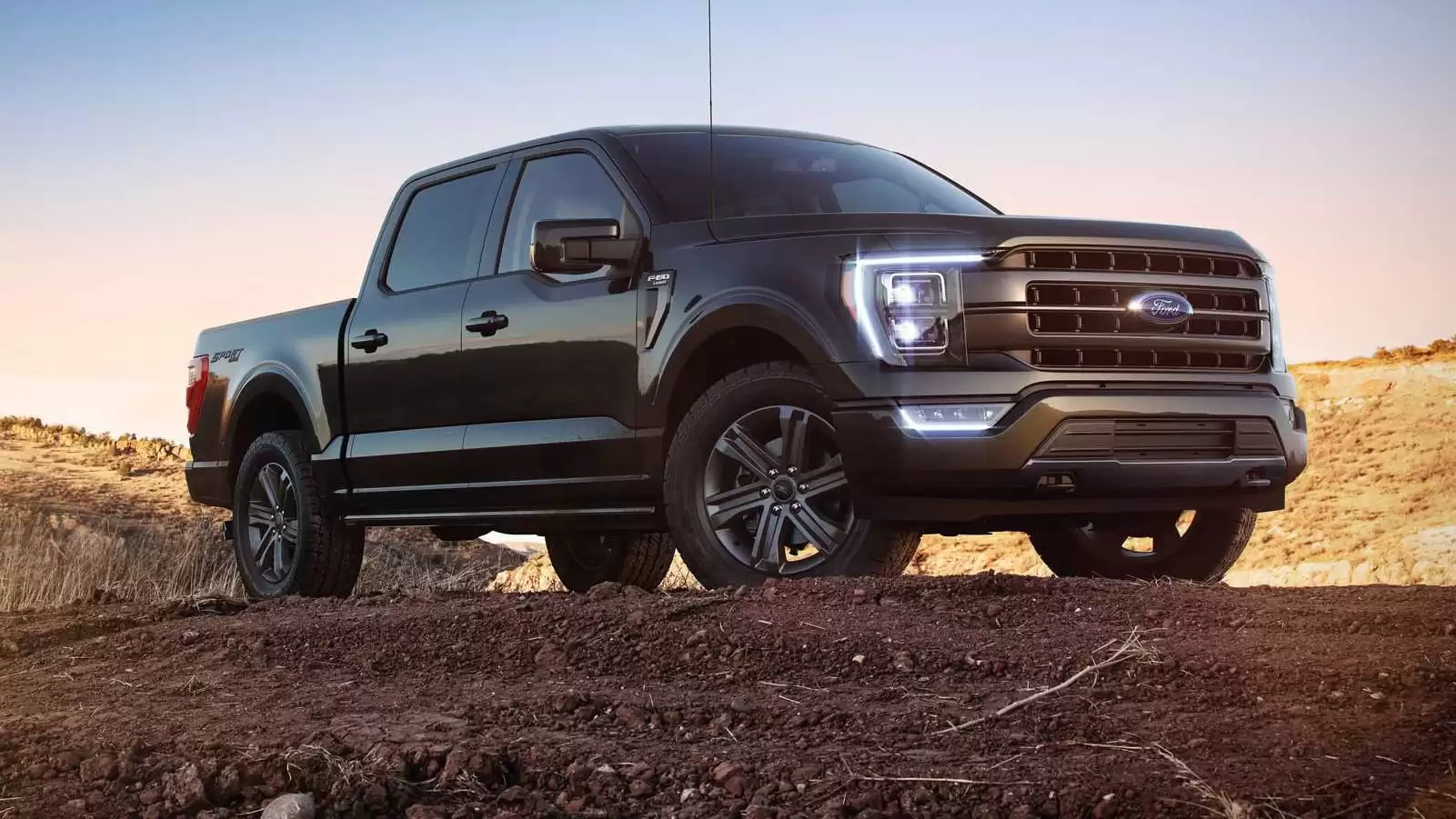 为燃油、混动车型让位，福特被曝在美无限期暂停生产 F-150 Lightning 纯电皮卡