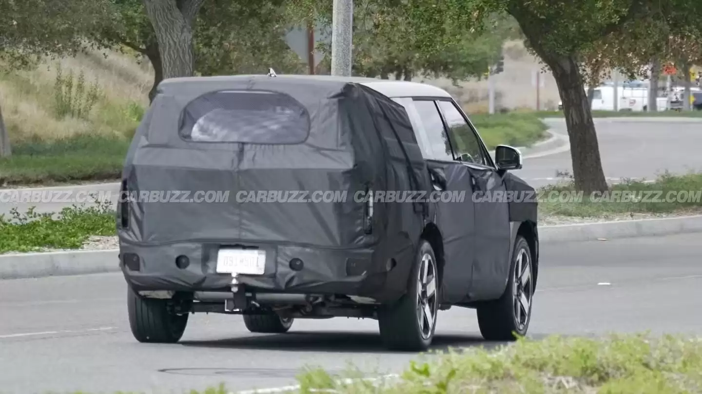 2027 款胜达路测图曝光,有望为现代旗下首款增程车型