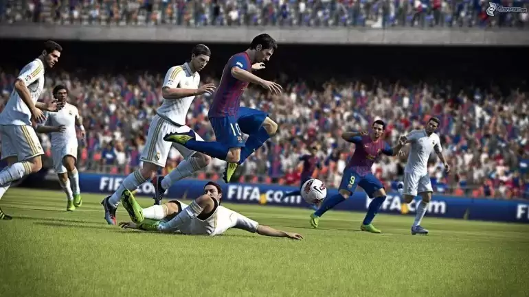 足联主席宣布《FIFA》新作联合开发!