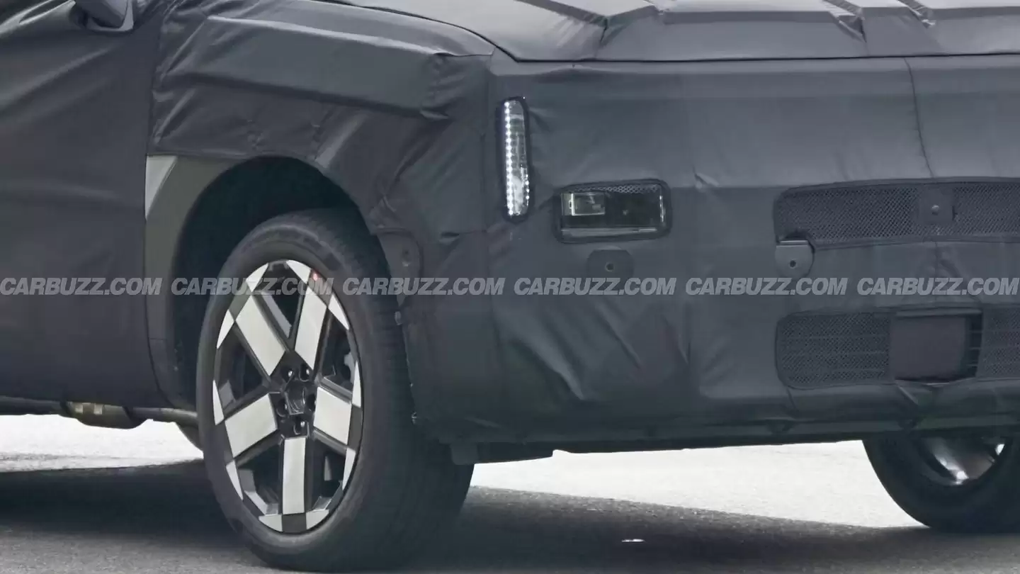 2027 款胜达路测图曝光,有望为现代旗下首款增程车型