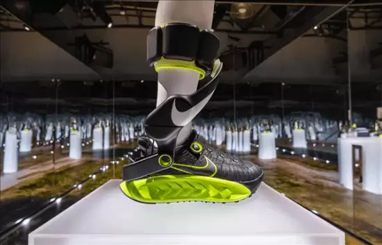 Project Amplify动力鞋发布:轻量机器人技术赋能健步如飞