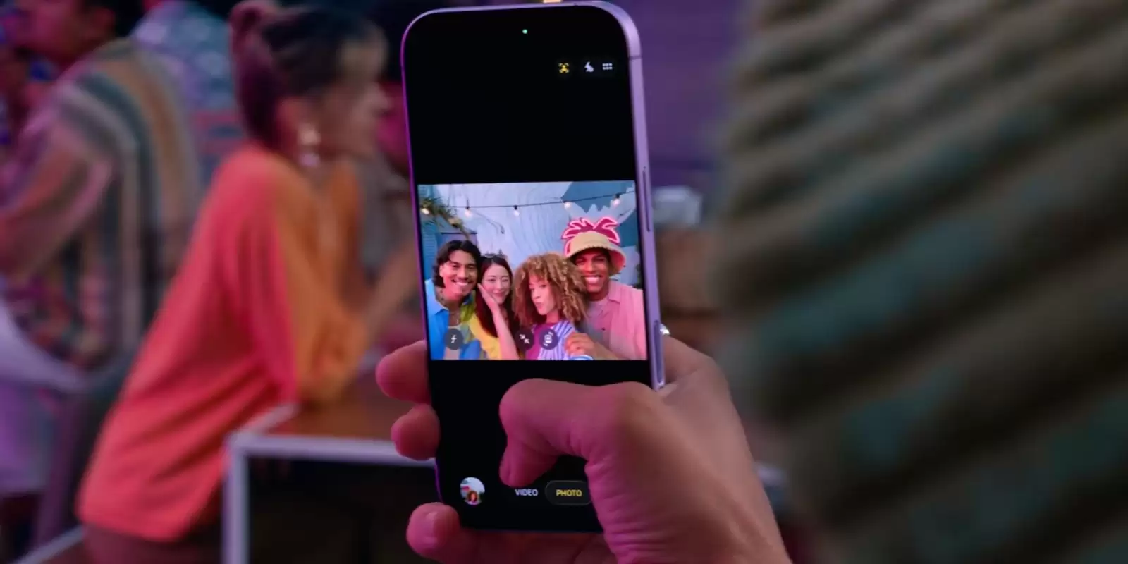 苹果 iOS 26.1 将支持谷歌相册等第三方应用后台备份照片