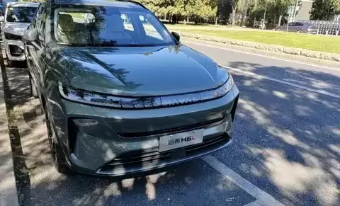 哈弗H6L重磅回归：尺寸升级+2.0T动力，能否重夺SUV王座？