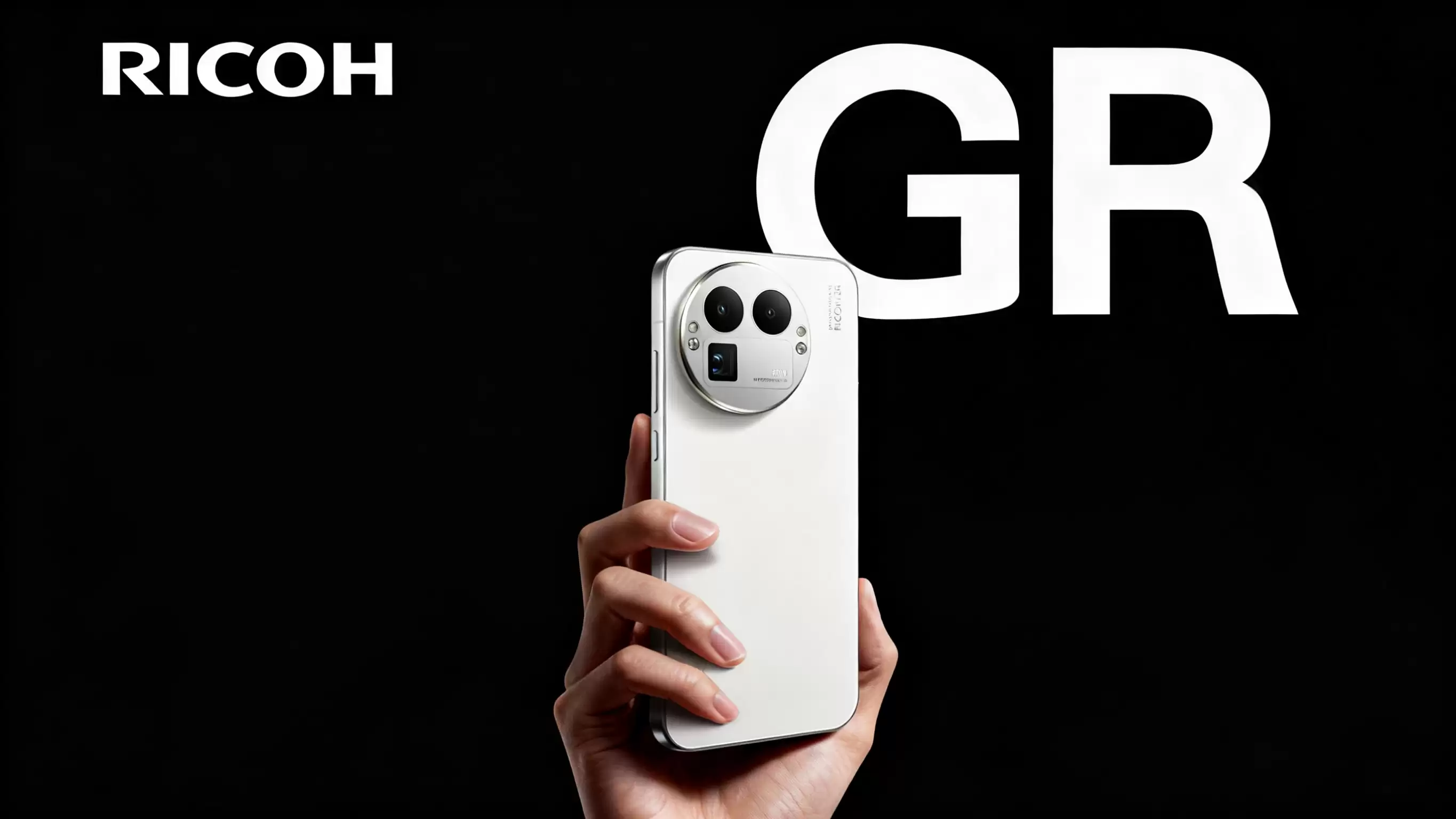 \ 手机放入背景图.webp