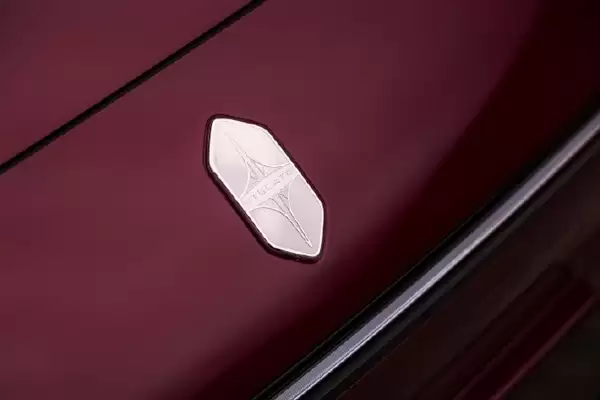 鸿蒙智行年底压轴新品！余承东曝新款享界S9将于11月上市