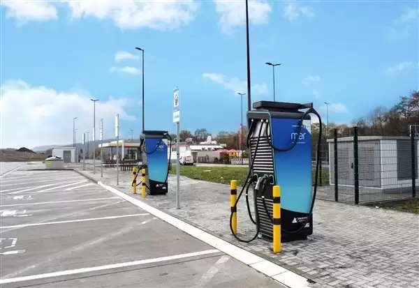 欧美充电桩频遭盗窃 铜价上涨催生充电危机