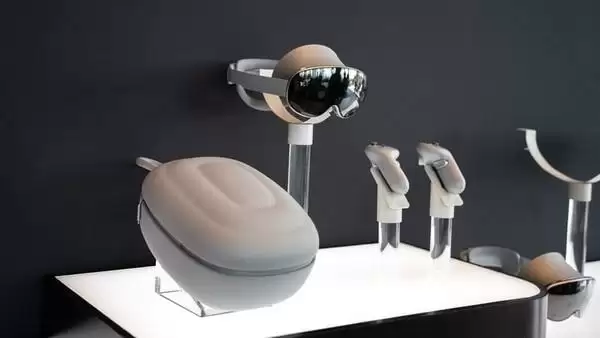 三星Galaxy XR头亮相 苹果旗舰机为新机让路跌至爱疯价