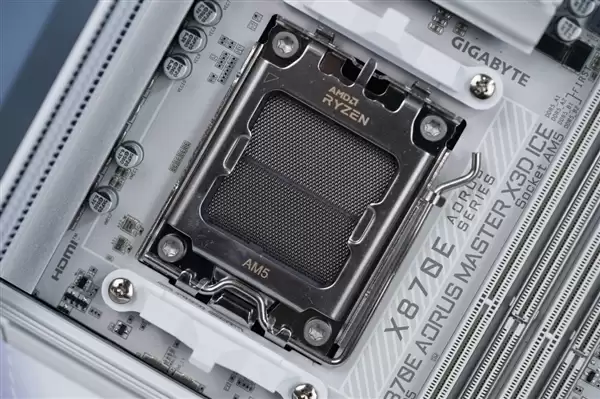 支持DDR5-9000！技嘉X870E AORUS X3D主板图赏