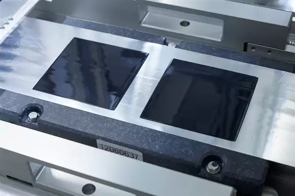 试图改变游戏规则 日产全固态电池争夺2028年度量产:续航破千