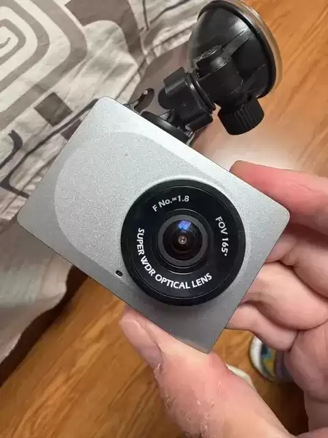 小蚁YCS1015行车记录仪:低价高性价比,功能实用值得入手