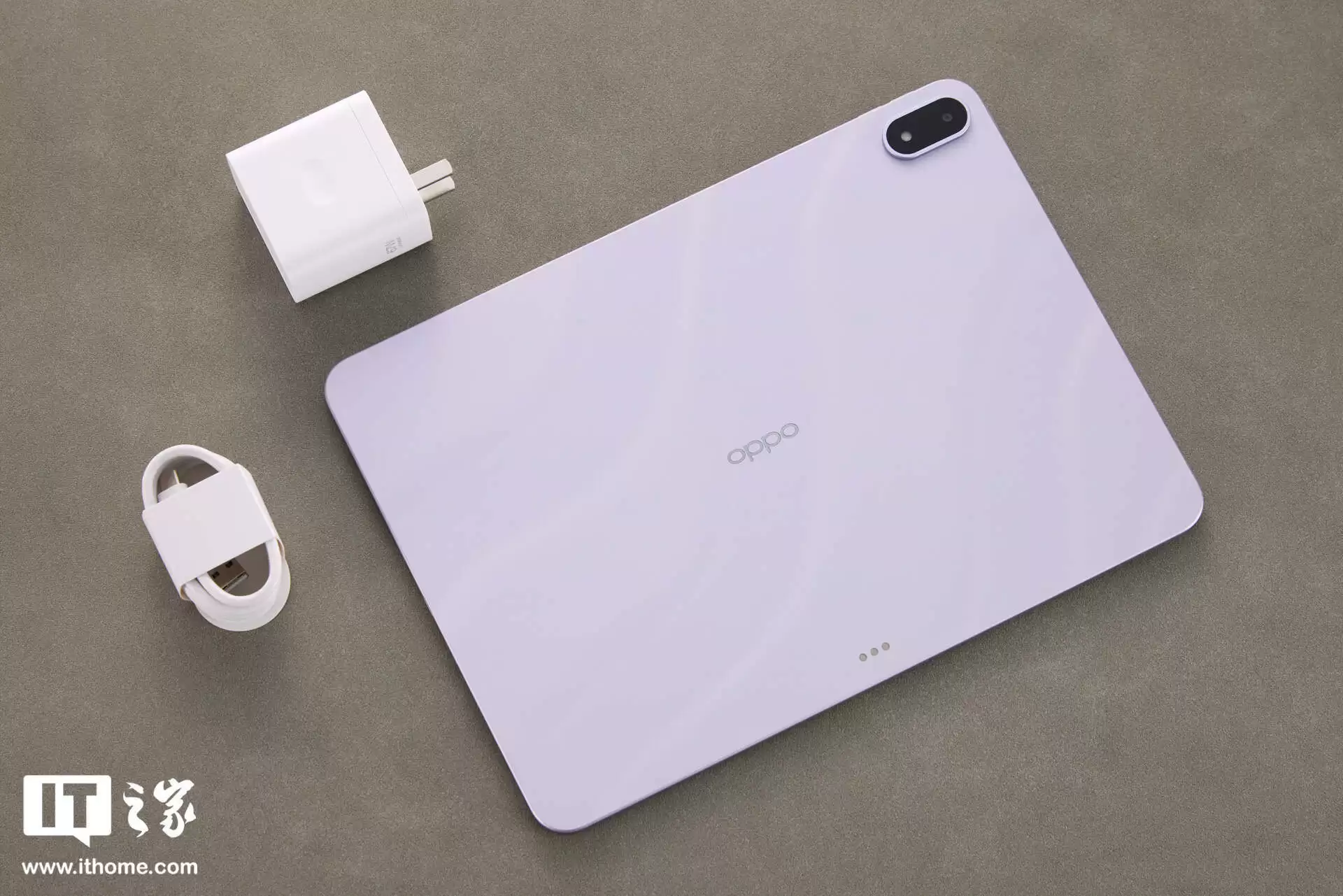 消息称某厂 8.8 英寸左右 OLED 小平板搭载骁龙 8 Elite Gen5 处理器,预计为 OPPO 新品