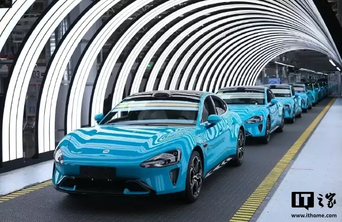 小米汽车工厂今年已接待超10万人，11月场次预约已开启