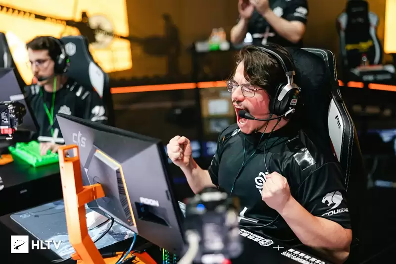 巴西荣耀!Legacy鏖战五图首夺国际冠,终结冠军荒 巴西荣耀!Legacy鏖战五图首夺国际冠,终结冠军荒