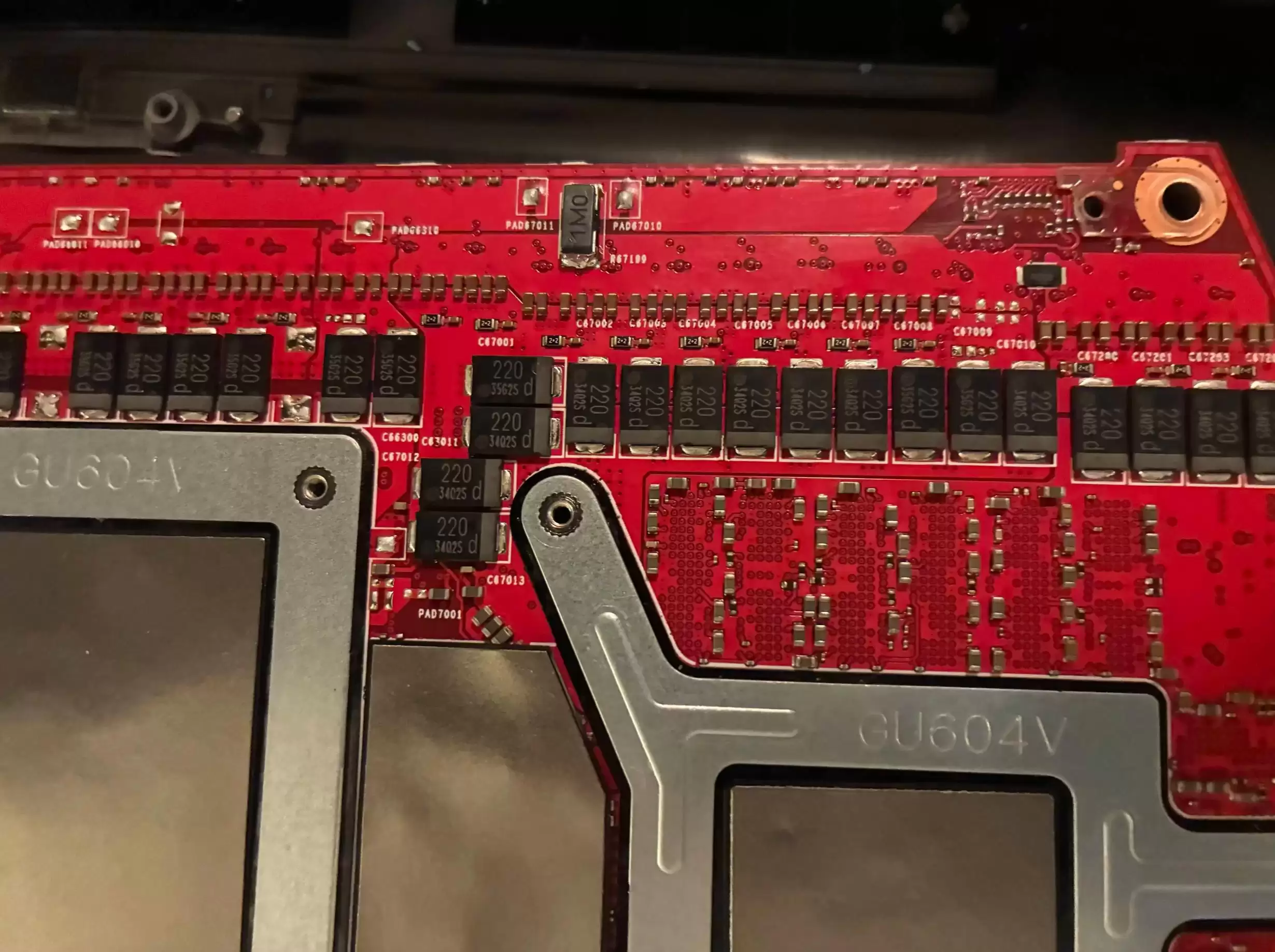 网友改造 RTX 4090 笔记本显卡，平均提升19.2%