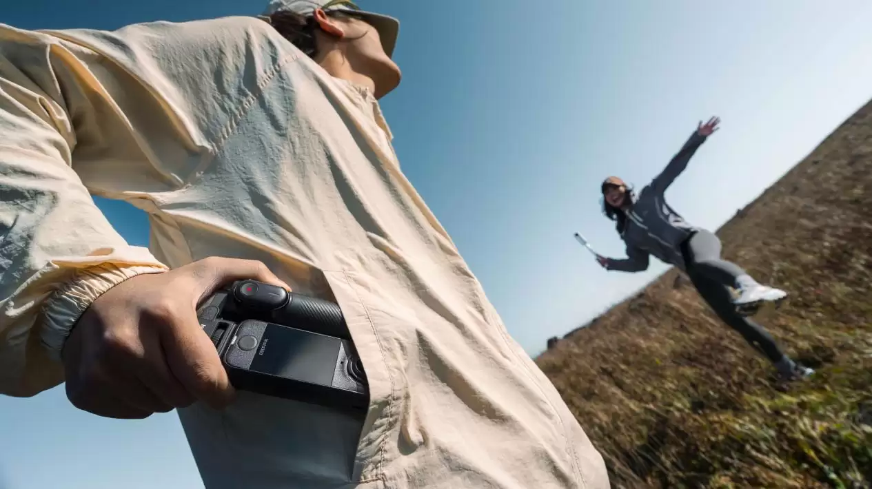 影石 Insta360 X4 Air 上市:2399 元,8K 全景 + 165g 机身