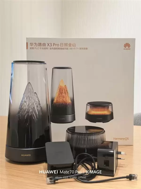 最美路由器!华为路由X3 Pro日照金山支持智能灯效:随日落日出变化